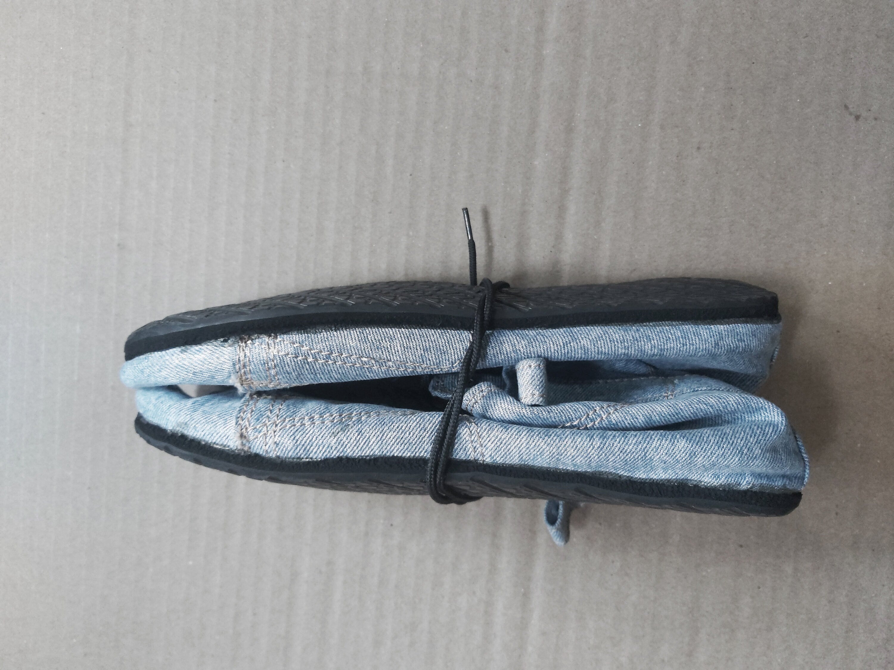Super Flexible Barefoot Boots Made with Upcycled Denim and Tyre Soles