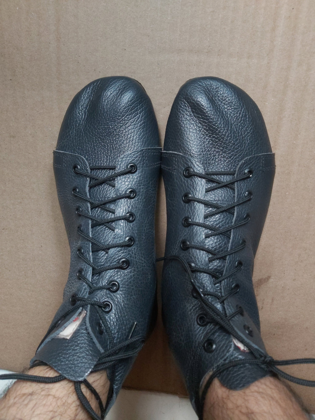 Barefoot Soft and Flexible Genuine Leather Shoes Lace-Ups with tire Soles