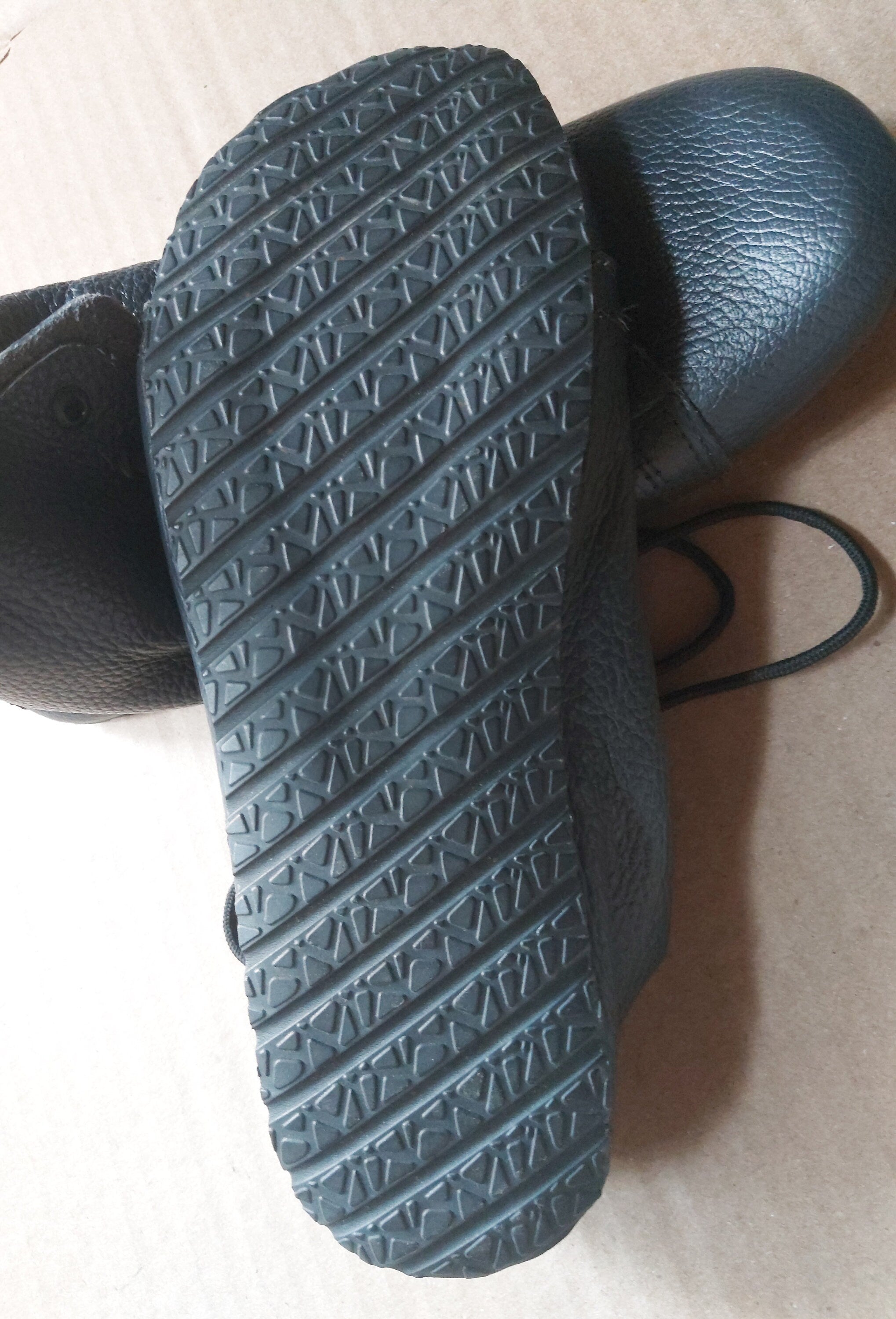 Barefoot Soft and Flexible Genuine Leather Shoes Lace-Ups with tire Soles
