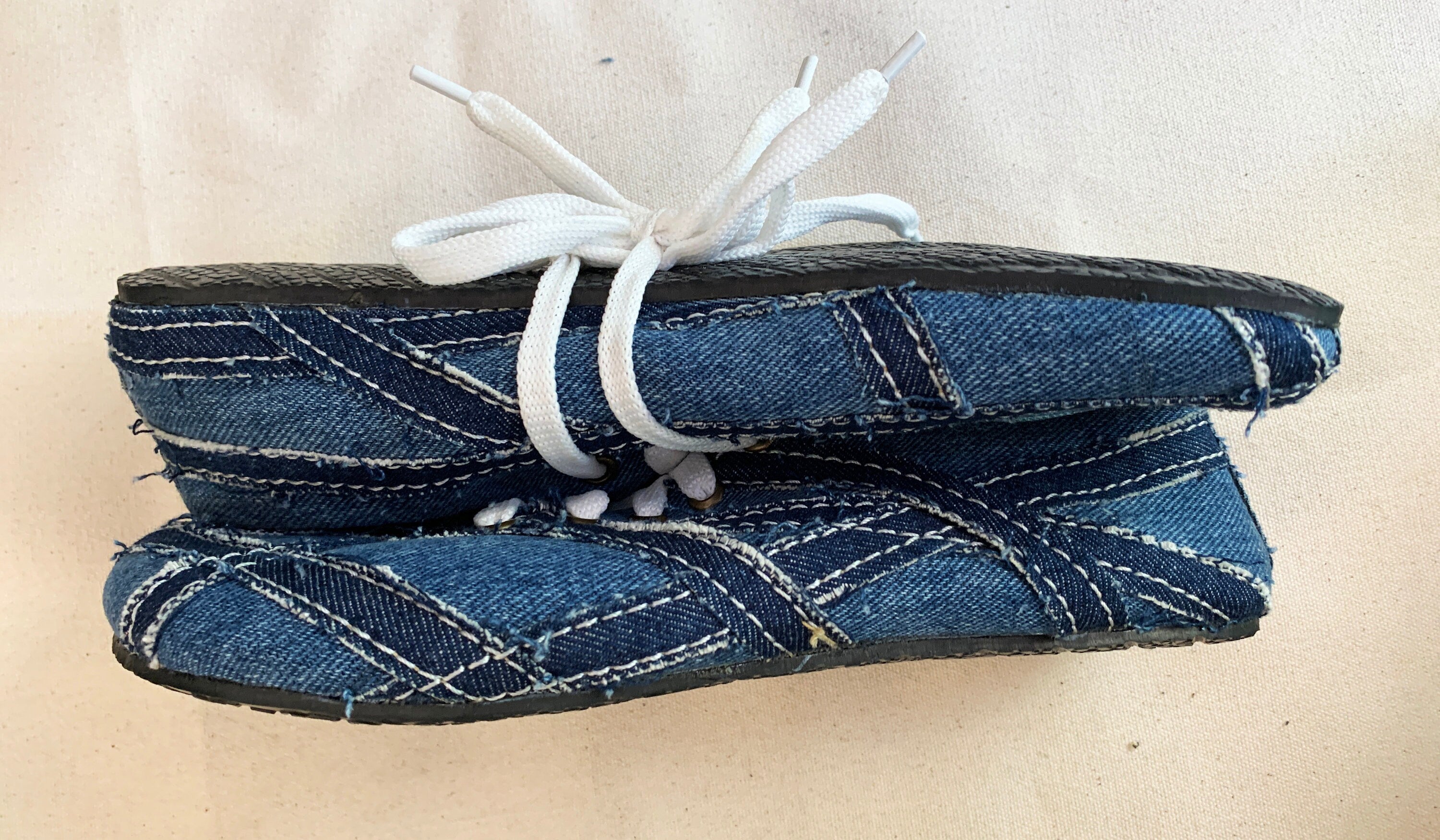 Upcycled Denim Barefoot Sneaker I US5 I UK4.5 I EU 38 I Tire Sole I Handmade I One of kind I Vegan I Unisex I Light and Flexible