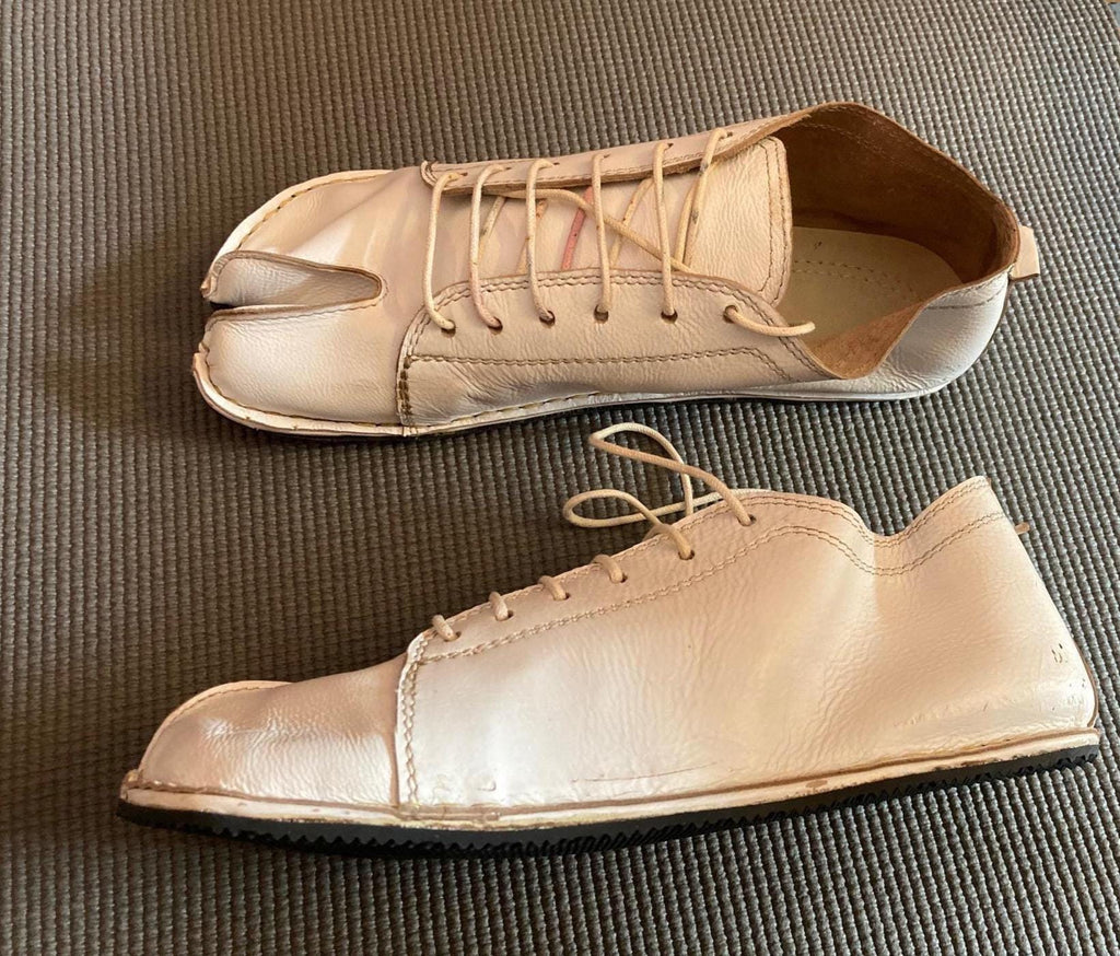 Handmade Leather Tabi Shoe: Custom Barefoot Split Toe