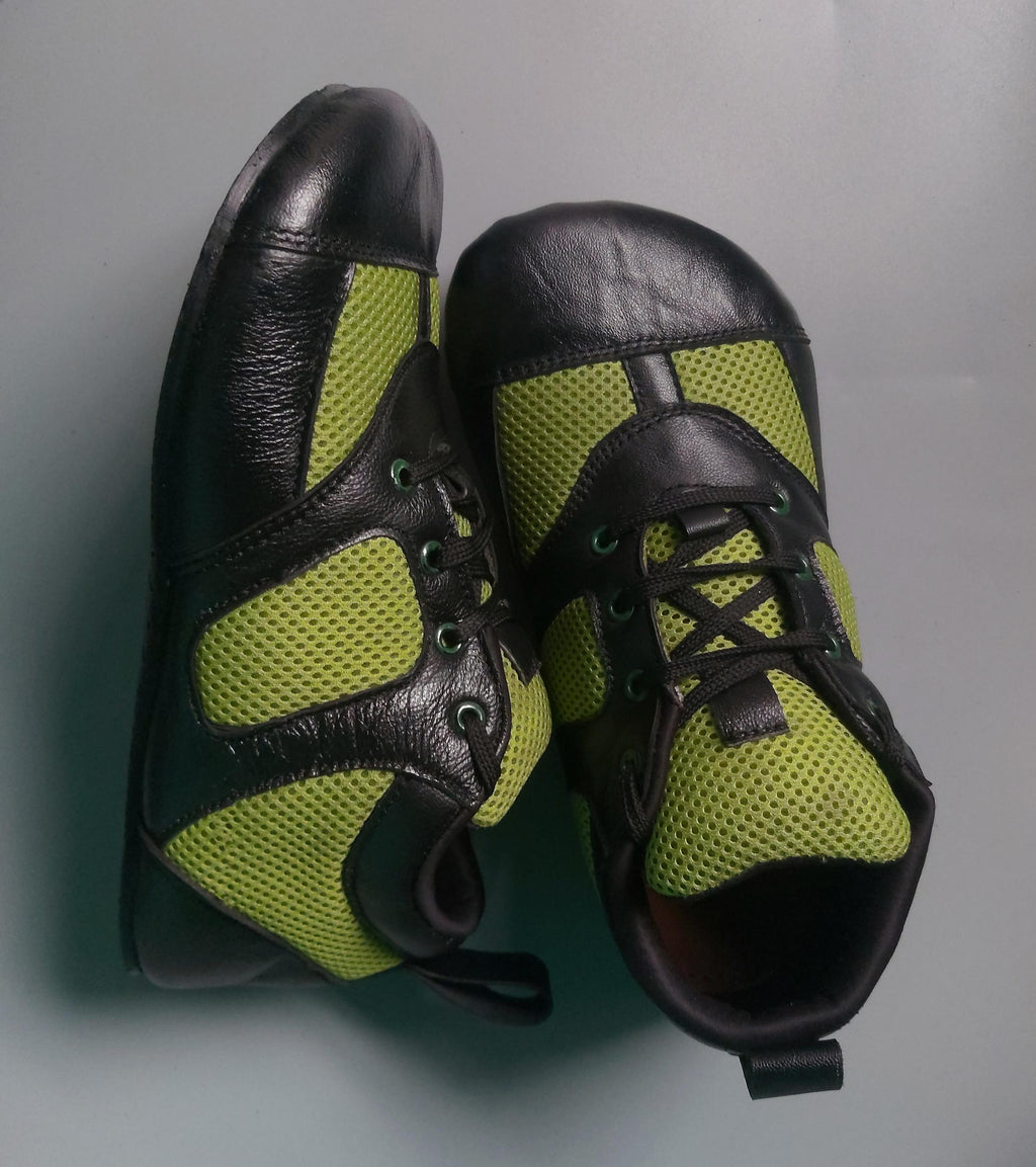Retro Vibe Barefoot Sneaker I Lightweight and Flexible I US Size 9 I EU 42 I UK 8.5 I One of a Kind I Customisation Available I Zero Drop