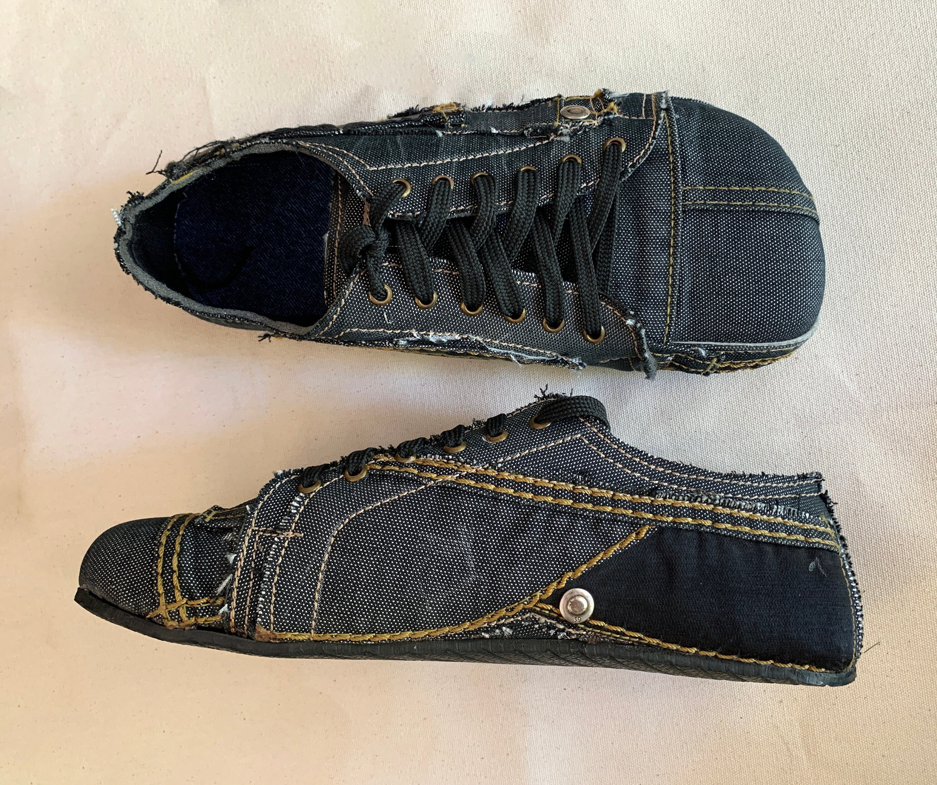 Upcycled Denim Barefoot Sneakers: Vegan Tire Sole, Contrast Stitch (US9/EU42/UK8)
